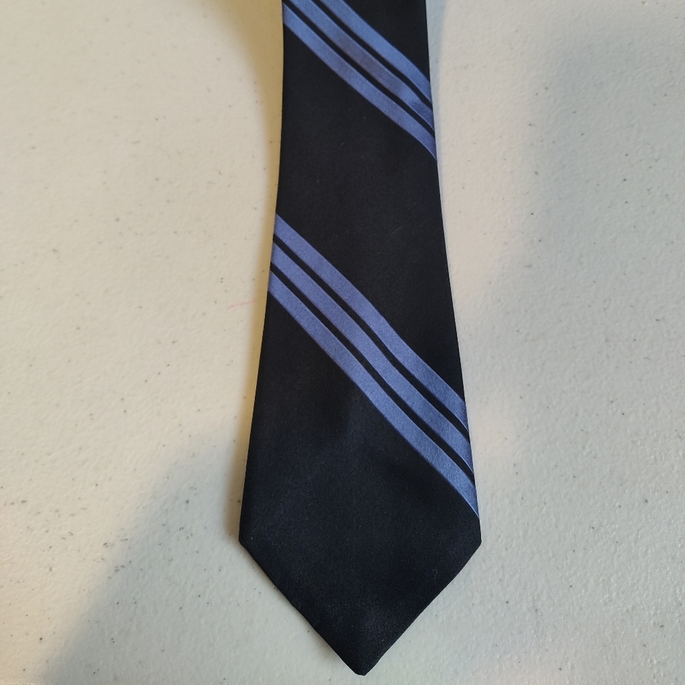 Vintage Swiss All Silk Neck Tie Switzerland Woven!